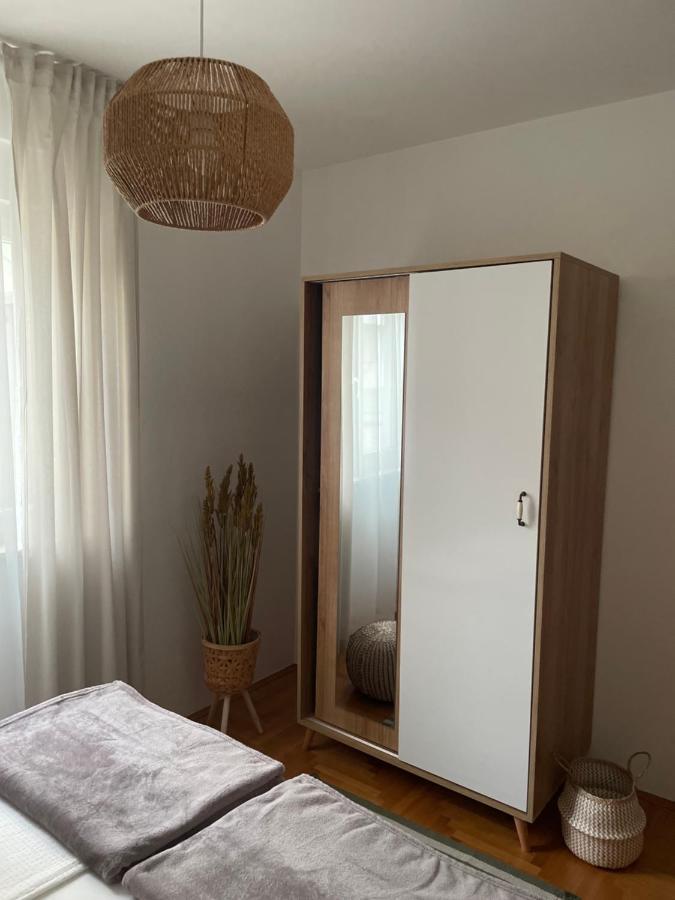 Apartment Dalmatino 巴什卡沃达 外观 照片
